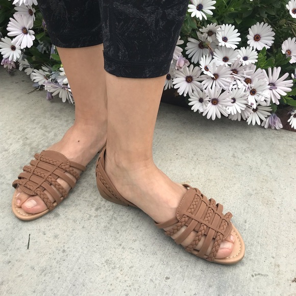 New Beautiful Braided Sandals 6 & 6.5 - Picture 6 of 7